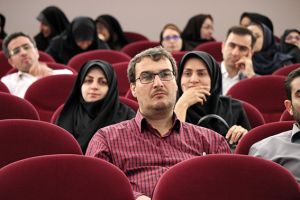 همایش آشنایی با شاخص های ارزیابی عملکرد جایزه ملی تعالی آموزش و توانمندسازی در مرکز قلب و عروق شهید رجایی: عکس شماره 9 / 12